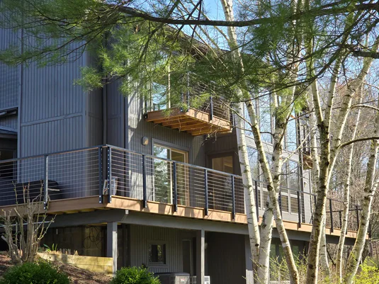 Come tensionare la ringhiera con cavi per sicurezza e conformità