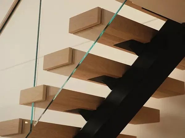 Glass Railing for Mono Stringer Stairs